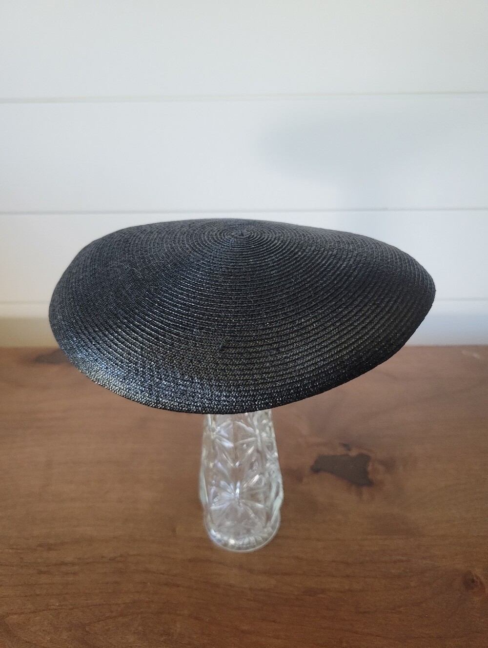 Vintage Black Flat Straw Fascinator Hat MCM Cocktail Pancake Headpiece 40s 50s